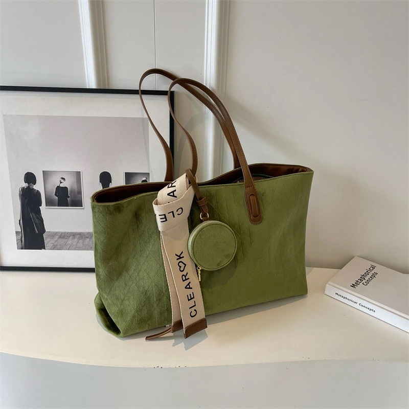 トートバッグ 大容量 新着 レジャー ショルダーバッグ マット加工 レディース 街着 通勤 おしゃれ 旅行 トートバッグ 大容量 新着 レジャー ショルダーバッグ マット加工 レディース 街着 通勤 おしゃれ 旅行