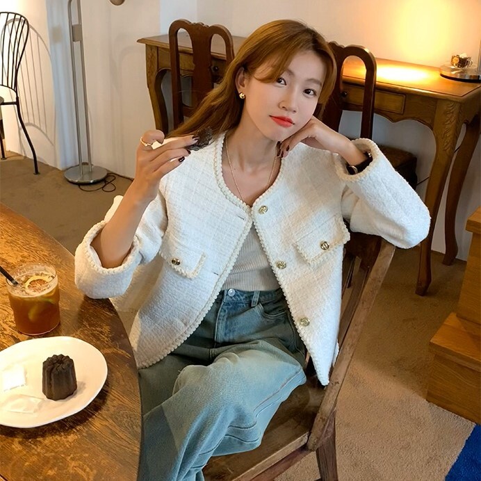 ジャケット ノーカラー ジャケット 長袖 ラウンドネック ボタンダウン ストレート フェミニン ポケット 前開き ツイード ボタン かわいい 大人可愛い きれいめ オフィス 20代 オルチャン ジャケット ノーカラー ジャケット 長袖 ラウンドネック ボタンダウン ストレート フェミニン ポケット 前開き ツイード ボタン かわいい 大人可愛い きれいめ オフィス 20代 オルチャン
