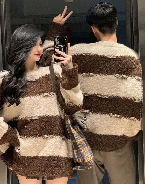 セーター ペアルック メンズ レディース 男女兼用 Merry Christmas お祝い プレゼント クリスマス セーター ニット ブラウン 秋冬 カップル 恋人 親友 友達 姉妹 韓国 おしゃれ