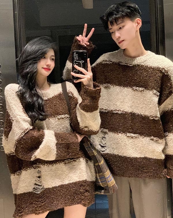 セーター ペアルック メンズ レディース 男女兼用 Merry Christmas お祝い プレゼント クリスマス セーター ニット ブラウン 秋冬 カップル 恋人 親友 友達 姉妹 韓国 おしゃれ