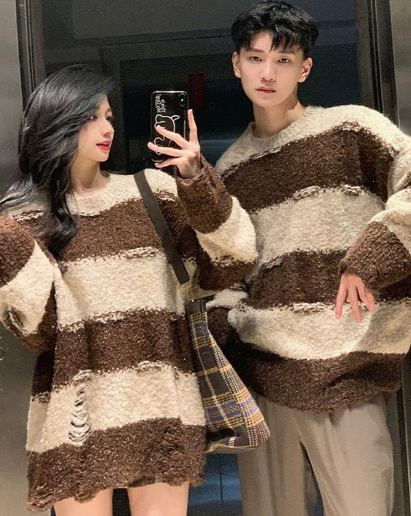 セーター ペアルック メンズ レディース 男女兼用 Merry Christmas お祝い プレゼント クリスマス セーター ニット ブラウン 秋冬 カップル 恋人 親友 友達 姉妹 韓国 おしゃれ