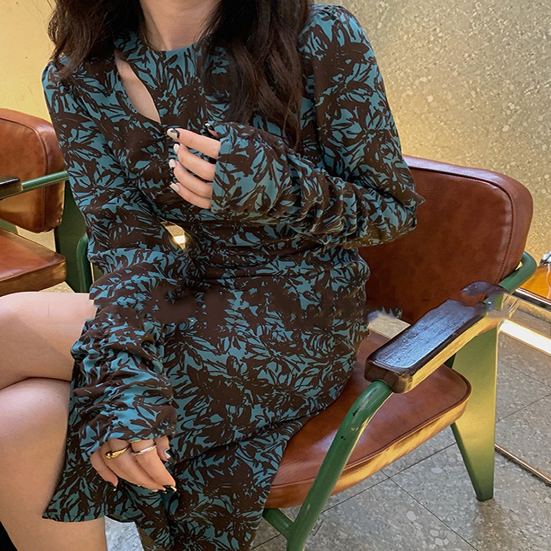 花柄ワンピース モダン ブルー 青 グリーン 緑 ミドル丈 袖あり 長袖 シャーリング スリット 花柄ワンピース モダン ブルー 青 グリーン 緑 ミドル丈 袖あり 長袖 シャーリング スリット
