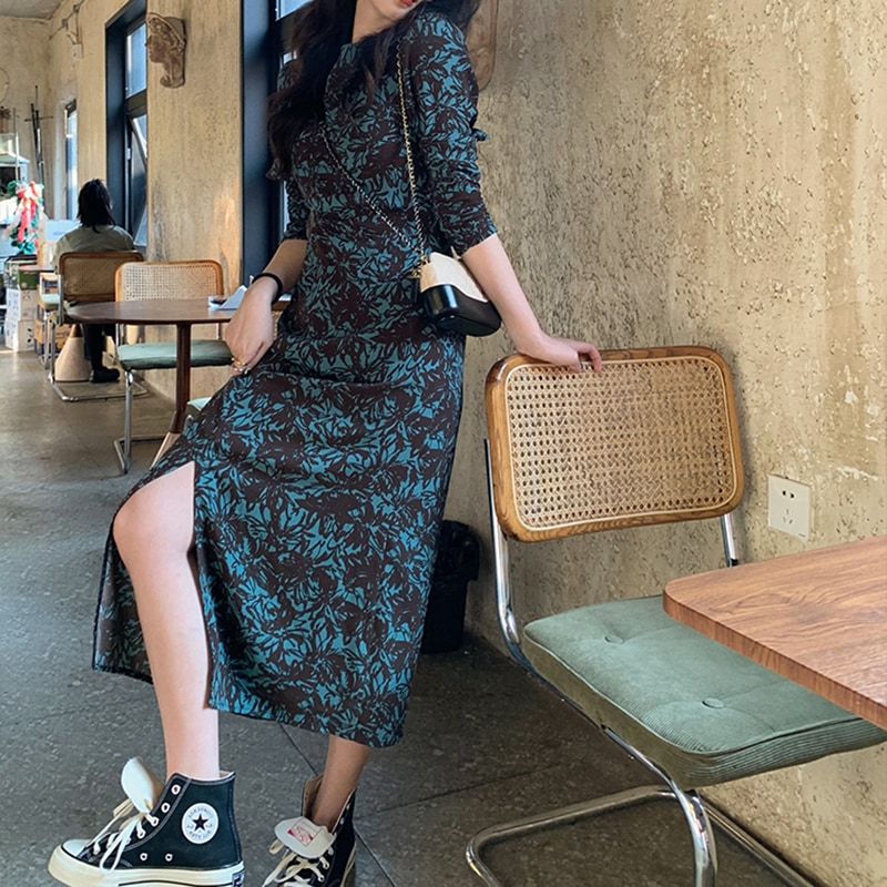 花柄ワンピース モダン ブルー 青 グリーン 緑 ミドル丈 袖あり 長袖 シャーリング スリット 花柄ワンピース モダン ブルー 青 グリーン 緑 ミドル丈 袖あり 長袖 シャーリング スリット