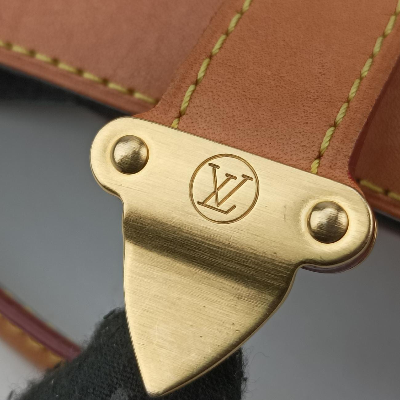 ダッフル モノグラム/ブラウン系 モノグラムキャンバス M43587 DU1179中古 ダッフル モノグラム/ブラウン系 モノグラムキャンバス M43587 DU1179中古