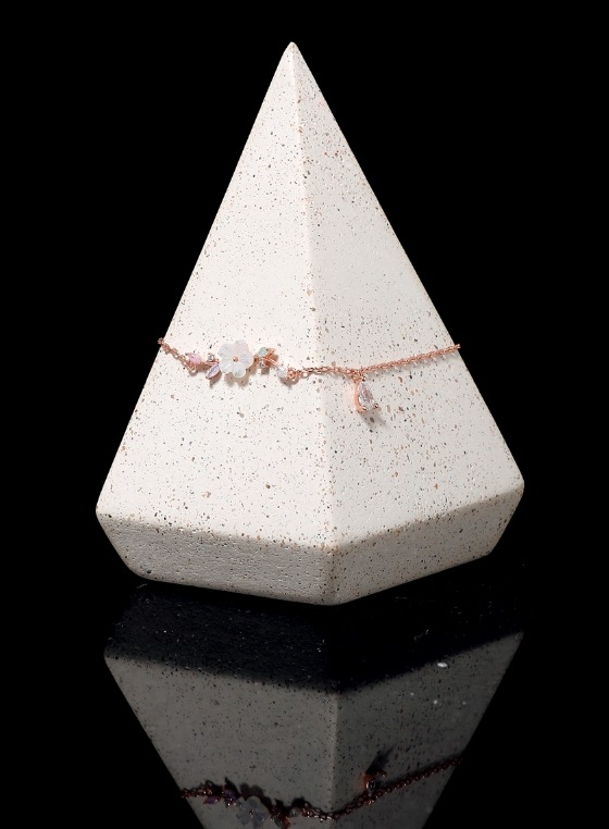 [COSMOCRATS]プリエル フラワー 螺鈿ブレスレット