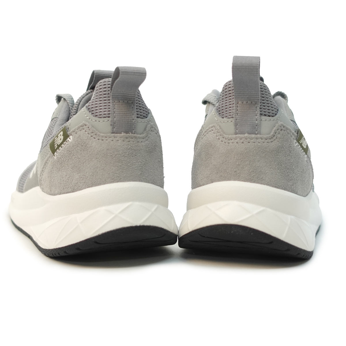 スニーカー メンズ レディース DynaSoft 900 v2 CG2 2E UA900CG2 グレー ウォーキングシューズ スニーカー メンズ レディース DynaSoft 900 v2 CG2 2E UA900CG2 グレー ウォーキングシューズ