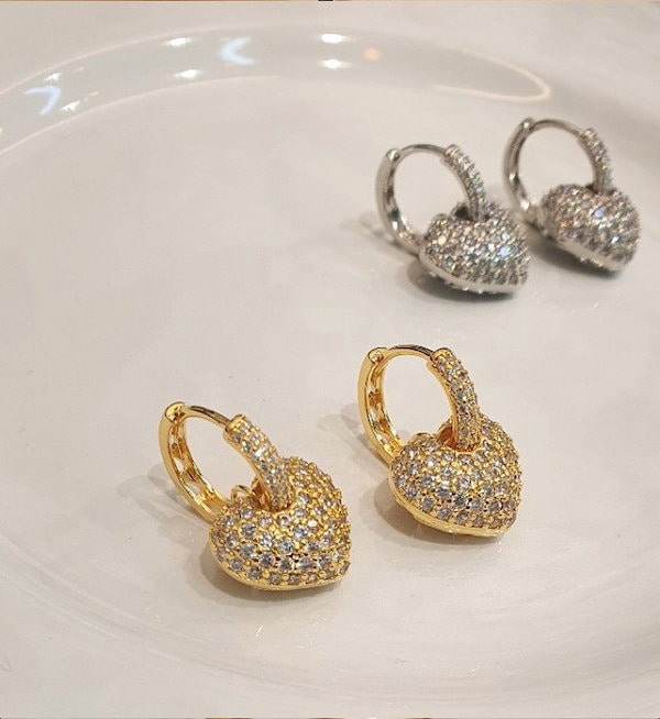 【just LoveR.】Lorene Earrings▲BLACKPINK愛用 Qoo10] justLoveR. bts suga着用 Ines Earr