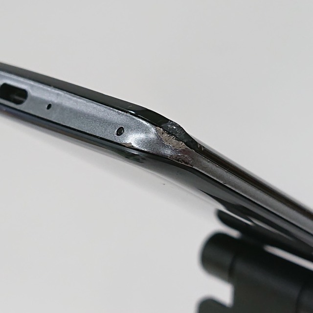 AQUOS zero2 SH-01M ドコモ アストロブラック 送料無料 本体 c08210 【中古】 AQUOS zero2 SH-01M ドコモ アストロブラック 送料無料 本体 c08210 【中古】