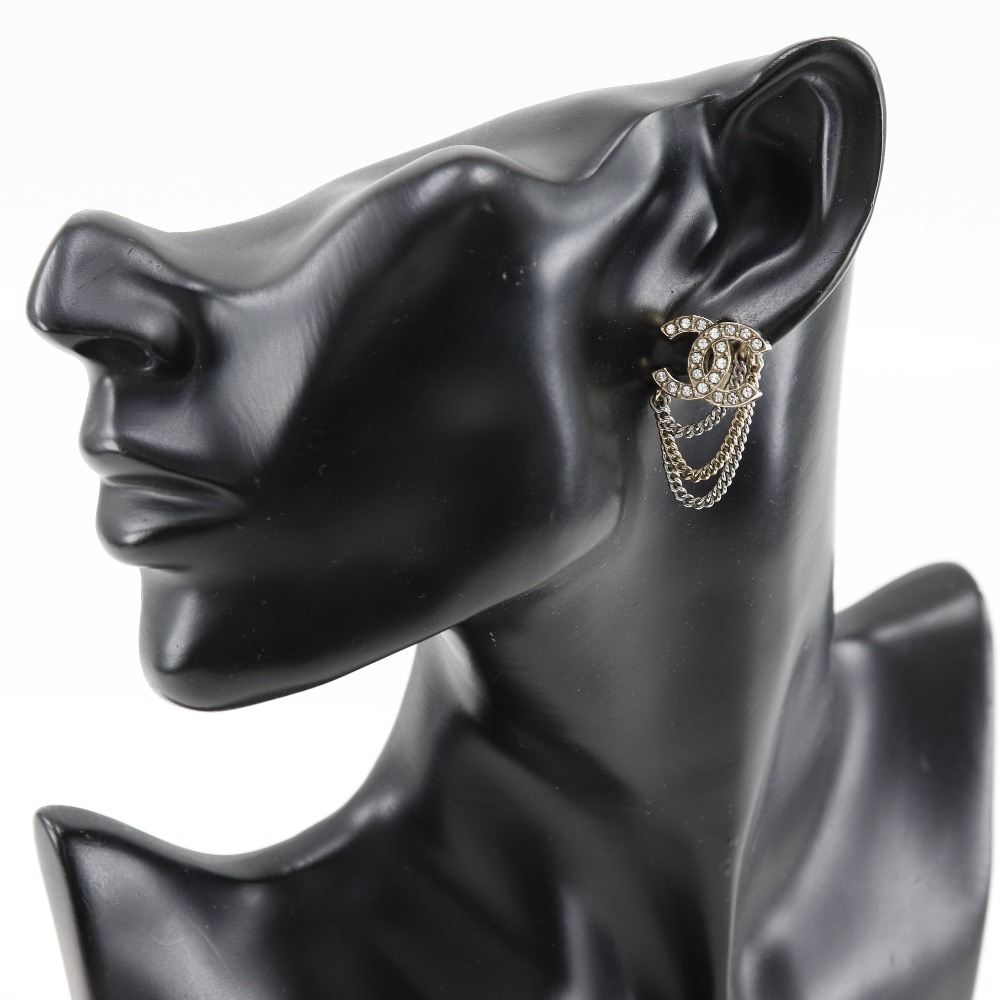 ココマーク チェーン A21B ピアス メタル×ラインストーン 約7.96g レディース 中古品 A-ランク ココマーク チェーン A21B ピアス メタル×ラインストーン 約7.96g レディース 中古品 A-ランク