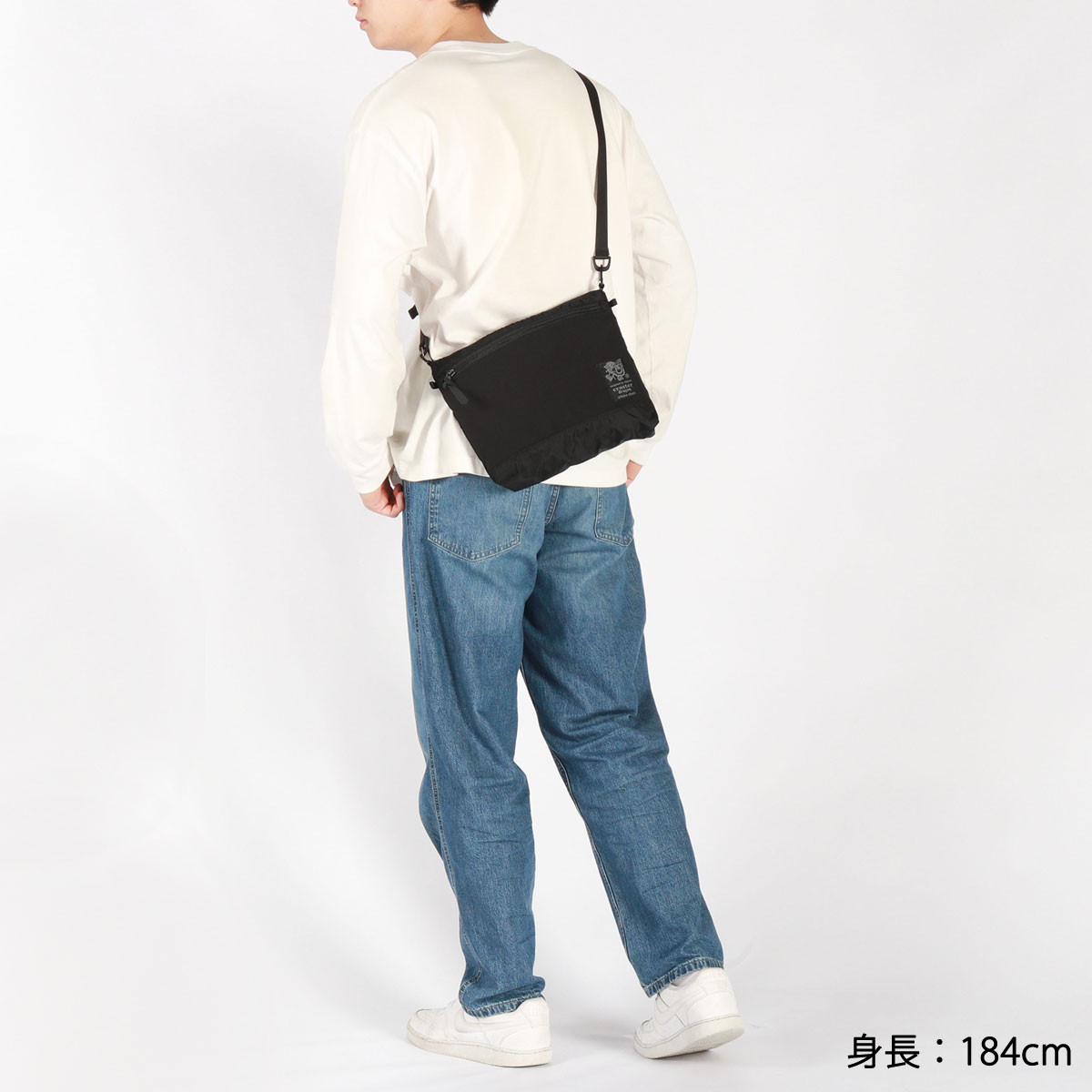 メンズ レディース サコッシュ 軽量 撥水 ブランド アウトドア A5 4L FR crossbody bag 4 CRDF-1004 メンズ レディース サコッシュ 軽量 撥水 ブランド アウトドア A5 4L FR crossbody bag 4 CRDF-1004