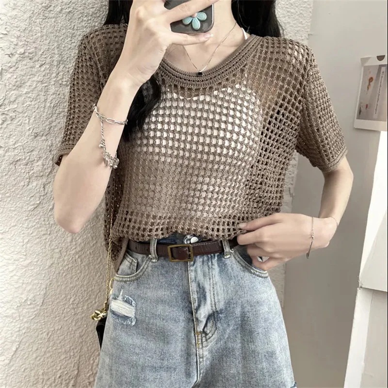 【超お得1つ買うと10個もらえる】メガ割夏でも着れる!サマーニット ニットウェア 夏のスケルトン半袖Tシャツ女性パーカー丸首ブラウスの韓国語バージョン 【超お得1つ買うと10個もらえる】メガ割夏でも着れる!サマーニット ニットウェア 夏のスケルトン半袖Tシャツ女性パーカー丸首ブラウスの韓国語バージョン