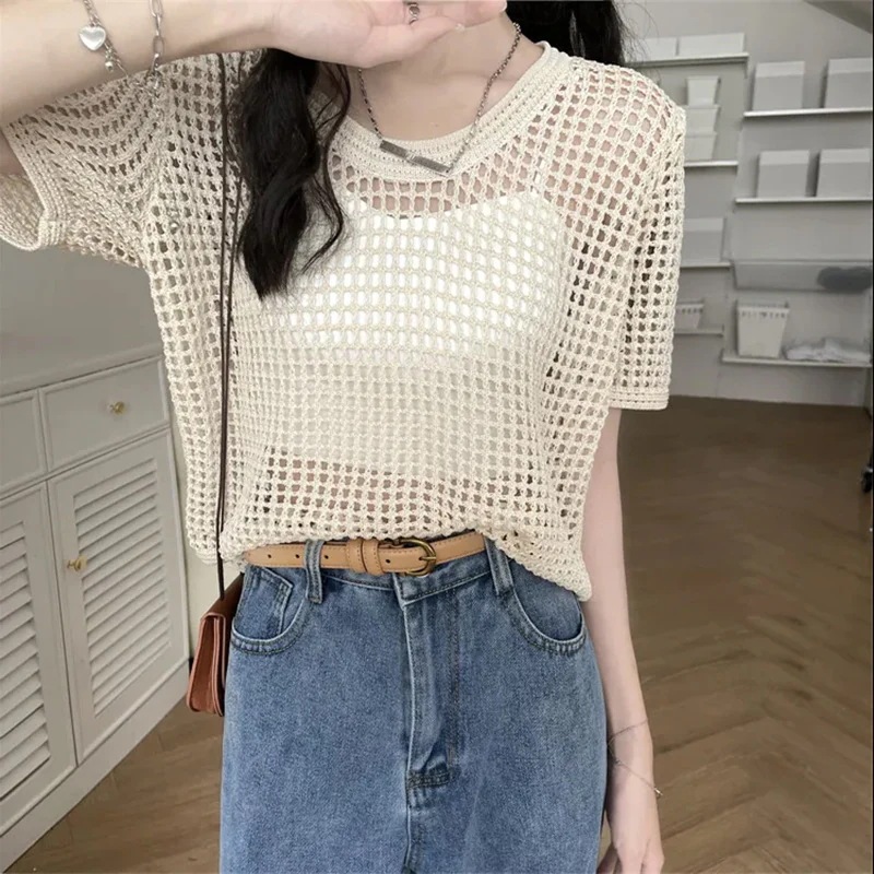 【超お得1つ買うと10個もらえる】メガ割夏でも着れる!サマーニット ニットウェア 夏のスケルトン半袖Tシャツ女性パーカー丸首ブラウスの韓国語バージョン 【超お得1つ買うと10個もらえる】メガ割夏でも着れる!サマーニット ニットウェア 夏のスケルトン半袖Tシャツ女性パーカー丸首ブラウスの韓国語バージョン