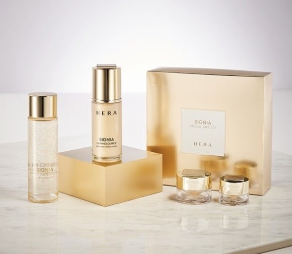 シグニア2種企画セットウォーター180ml + エマルジョン150ml + ミニ3種 + ミニ6種/ 韓国スキンケアセット/関税なし/ 韓国基礎化粧品セット シグニア2種企画セットウォーター180ml + エマルジョン150ml + ミニ3種 + ミニ6種/ 韓国スキンケアセット/関税なし/ 韓国基礎化粧品セット