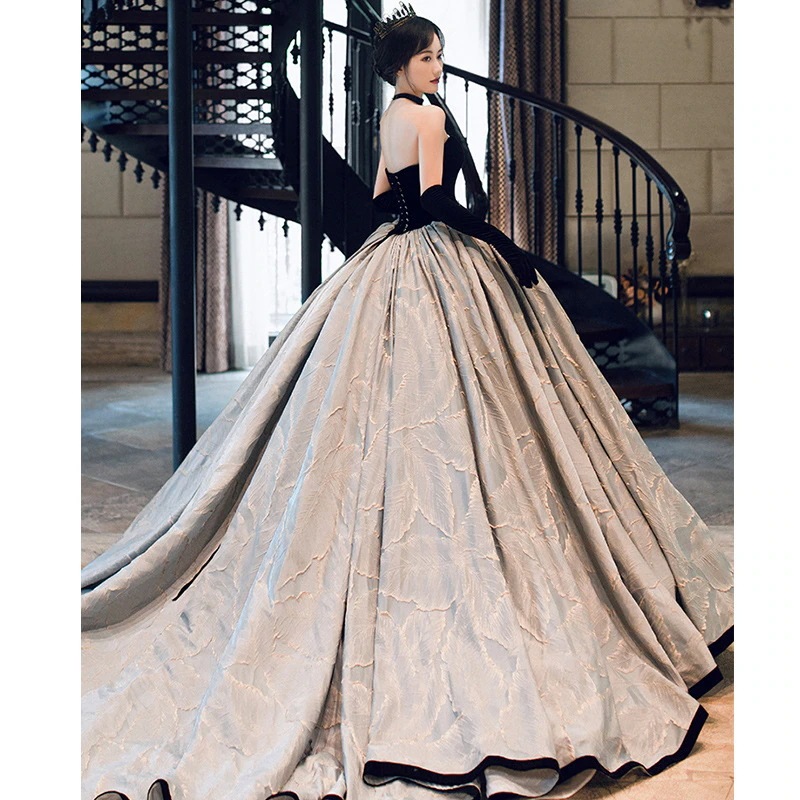 ブラックチューブトップバンケットイブニングドレス女性JuJingyi同じスタイルのヘップバーン年次総会でハイエンドのトーストウェアの生放送を開催 ブラックチューブトップバンケットイブニングドレス女性JuJingyi同じスタイルのヘップバーン年次総会でハイエンドのトーストウェアの生放送を開催