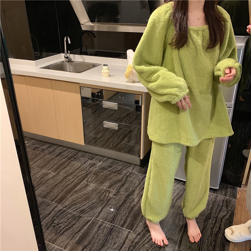 【送料無料】レディース モコモコ ルームウェア もこもこ かわいい 上下セット 秋冬 無地