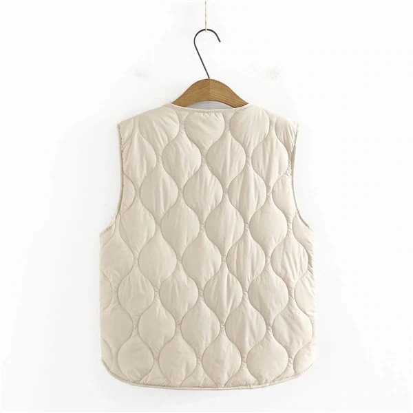 エガちゃん 福袋 2025 ダウンベスト レディース ベスト 中綿ベスト キルティング ノースリーブ ジレ 防寒 ジャケット アウター 大きいサイズ 保温 軽量 通勤
