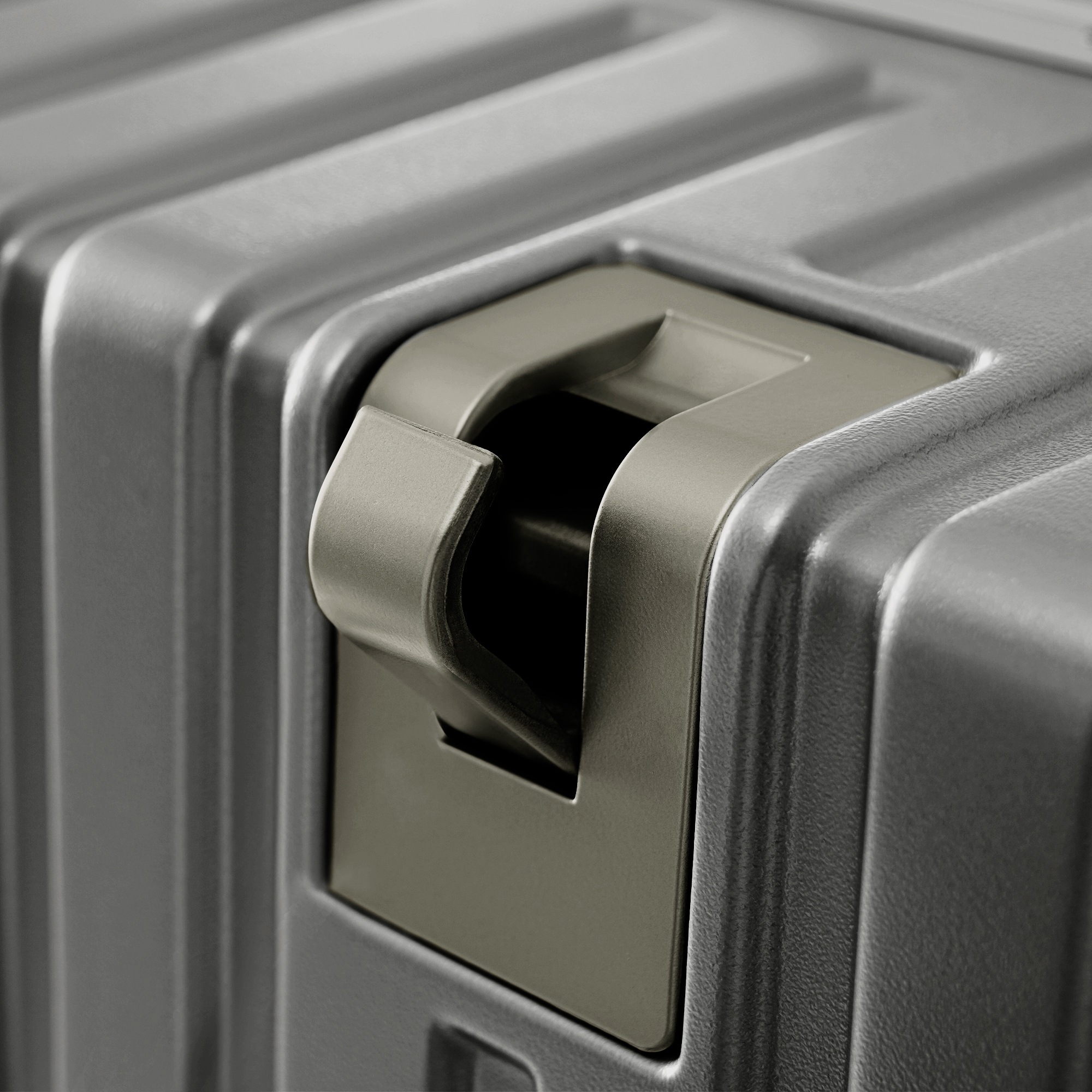 【2枚購入で100円OFF】スーツケース キャリーケース キャリーバッグ Lサイズ フレームタイプ アルミ USBポート付き カップホルダー フック式底足 リンクホルダー 軽量 おしゃれ 電車 静音 【2枚購入で100円OFF】スーツケース キャリーケース キャリーバッグ Lサイズ フレームタイプ アルミ USBポート付き カップホルダー フック式底足 リンクホルダー 軽量 おしゃれ 電車 静音