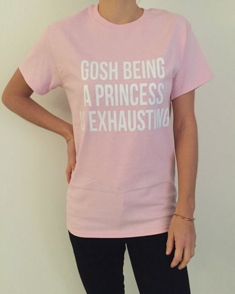 女性の夏のルーズグレーのオレンジカジュアルなTシャツは、長袖のレタープリントをトップス 女性の夏のルーズグレーのオレンジカジュアルなTシャツは、長袖のレタープリントをトップス