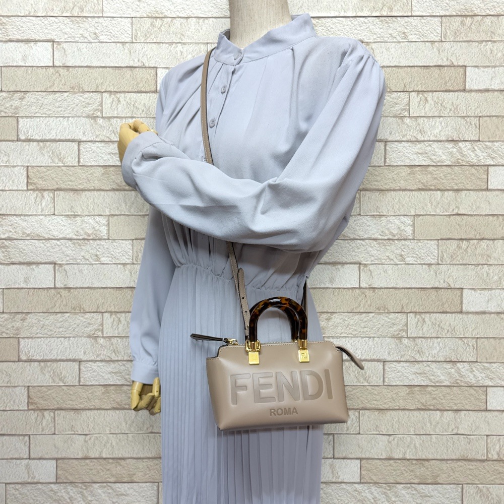 フェンディ バイザウェイ　ミニ ショルダーバッグ レザー 8BS067 ブラウン FENDI 中古 美品