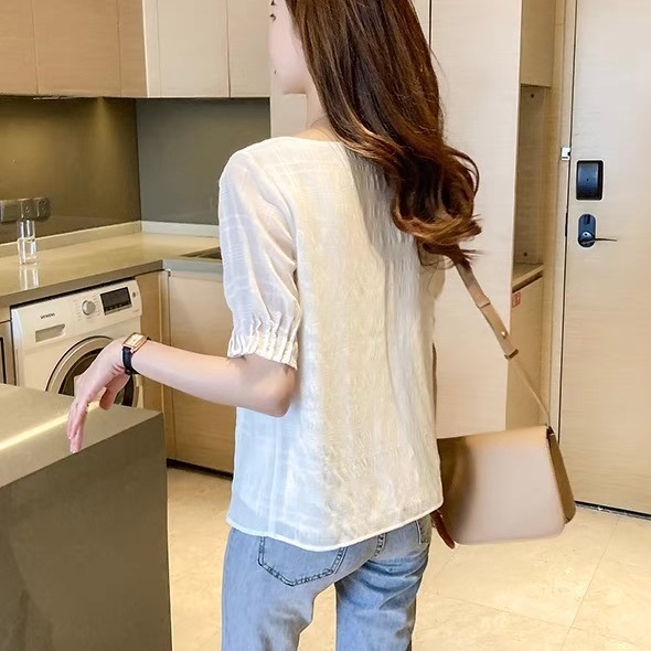 レディース トップス シャツ ブラウス プルオーバー 5分袖 ボリューム袖 パフスリーブ Uネック ラウンドネック シフォン 薄手 かわいい 大人可愛い きれいめ シンプル 上品 おしゃれ かっこいい
