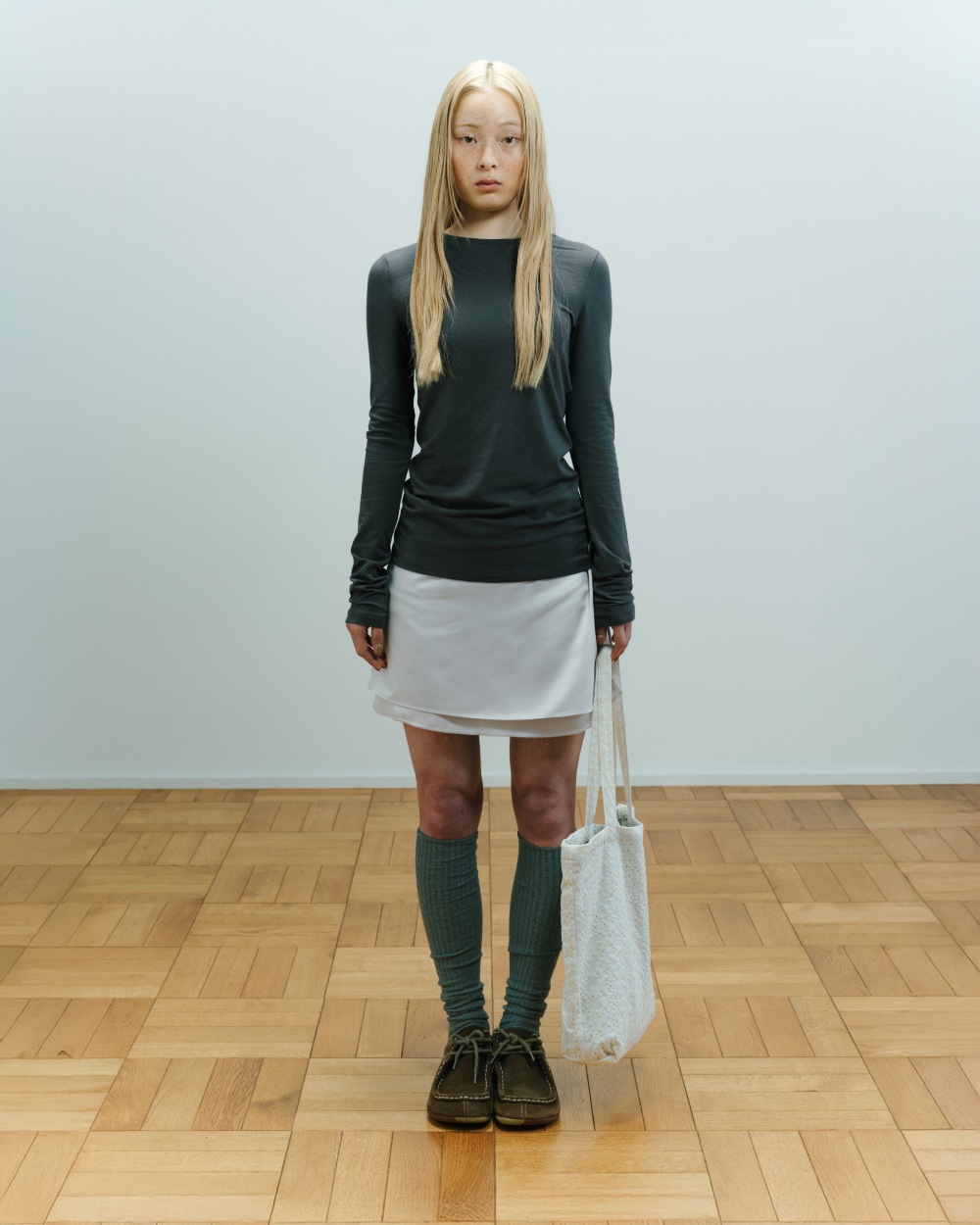 【COYSEIO】 038 SATIN WRAP SKIRT : SILVER