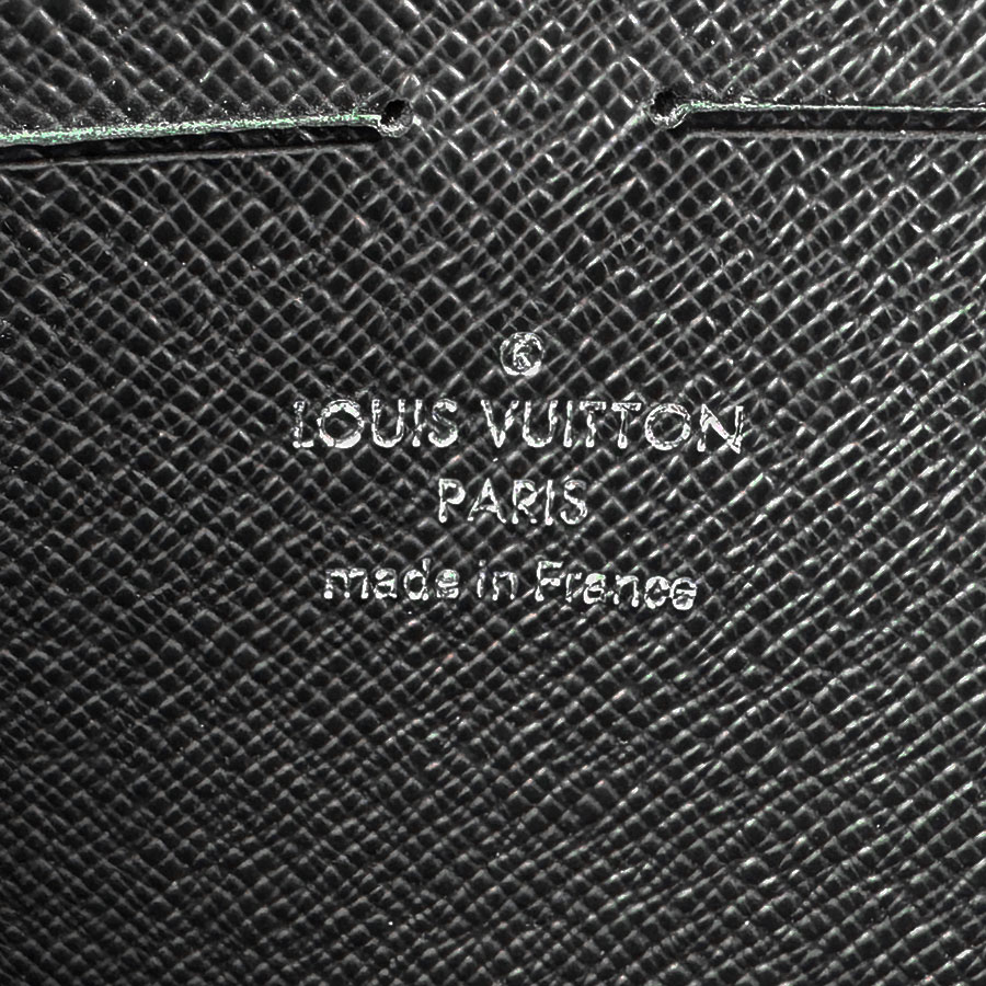 ルイ ヴィトン LOUIS VUITTON クラッチバッグ エピ エピレザー ブラック シルバー メンズ z3420 ルイ ヴィトン LOUIS VUITTON クラッチバッグ エピ エピレザー ブラック シルバー メンズ z3420