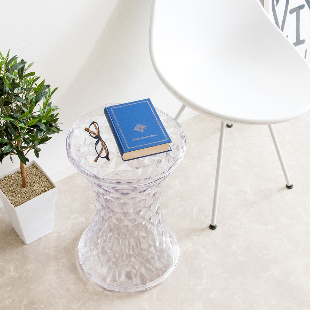 スツール 高さ46cm カルテル リプロダクト スケルトン デザイナーズ ストーン STONE 椅子 チェア サイドテーブル クリア 透明 カラフル 軽量 モダン スタイリッシュ リビング スツール 高さ46cm カルテル リプロダクト スケルトン デザイナーズ ストーン STONE 椅子 チェア サイドテーブル クリア 透明 カラフル 軽量 モダン スタイリッシュ リビング