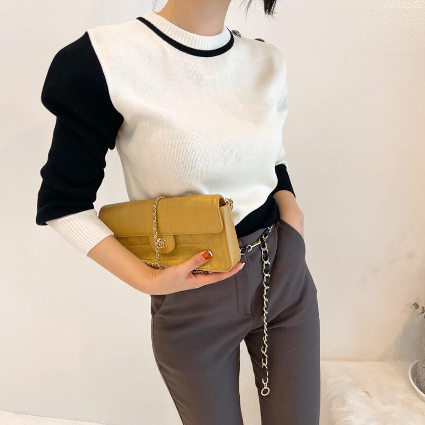 バイカラーニット 黒 白 個性的 カラーブロック ニット モノトーン 韓国 レディース オルチャン トップス ショート丈 タイトフィット クロップド スリム 可愛い 個性的 大人 かっこいい バイカラーニット 黒 白 個性的 カラーブロック ニット モノトーン 韓国 レディース オルチャン トップス ショート丈 タイトフィット クロップド スリム 可愛い 個性的 大人 かっこいい