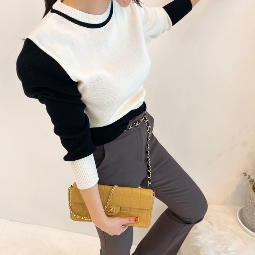 バイカラーニット 黒 白 個性的 カラーブロック ニット モノトーン 韓国 レディース オルチャン トップス ショート丈 タイトフィット クロップド スリム 可愛い 個性的 大人 かっこいい バイカラーニット 黒 白 個性的 カラーブロック ニット モノトーン 韓国 レディース オルチャン トップス ショート丈 タイトフィット クロップド スリム 可愛い 個性的 大人 かっこいい