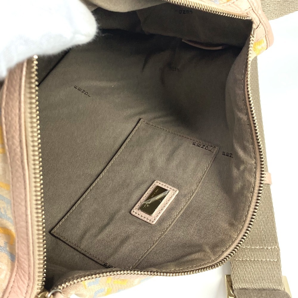 ショルダーバッグ ズッカ ロゴ カバン 斜め掛け チャーム付き レザー/キャンバス マルチカラー ショルダーバッグ ズッカ ロゴ カバン 斜め掛け チャーム付き レザー/キャンバス マルチカラー