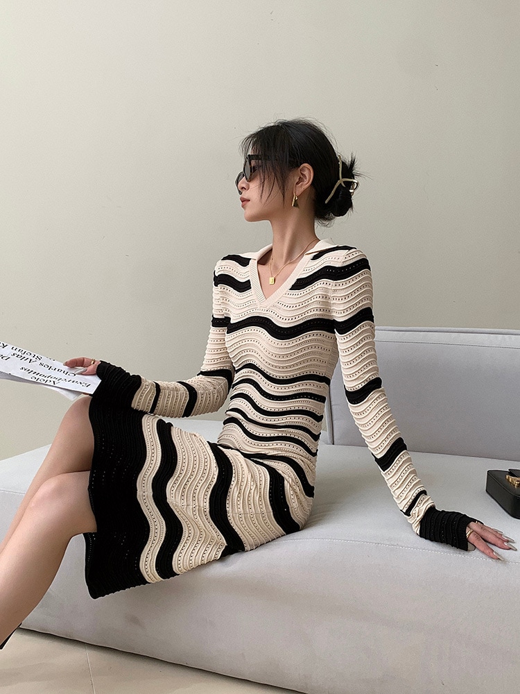 レディース ファッション 個性的なデザイン ストライプ ニット ドレス 女性 秋 ハイエンド センス ウエスト 長袖 ボトムス スカート ＳＭＬXL かわいい 大人可愛い きれいめ シンプル