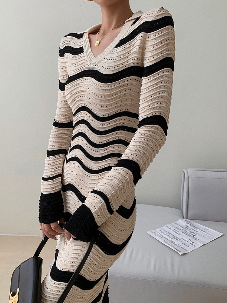 レディース ファッション 個性的なデザイン ストライプ ニット ドレス 女性 秋 ハイエンド センス ウエスト 長袖 ボトムス スカート ＳＭＬXL かわいい 大人可愛い きれいめ シンプル