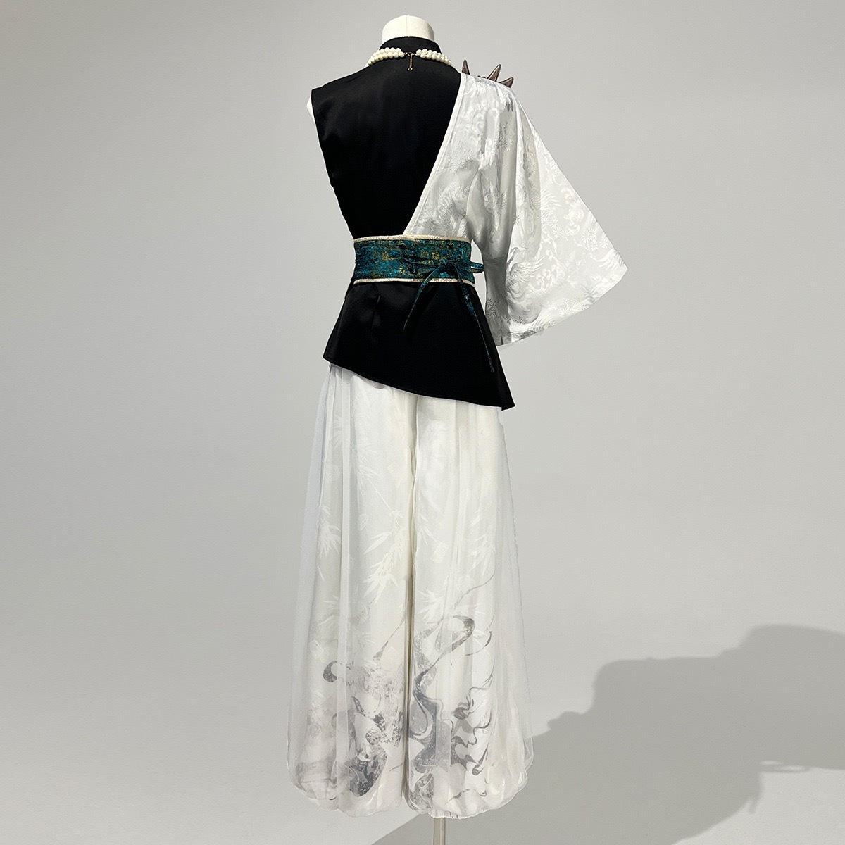 正規品デザイン劇新韓国cos要素上着ハーフスカート異域民族 正規品デザイン劇新韓国cos要素上着ハーフスカート異域民族