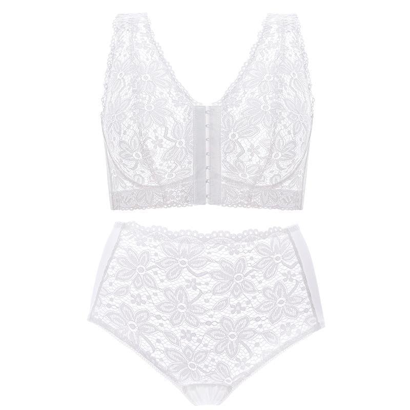 【小さく見せるブラセット】画期的な前後フックデザインはハイライト,前中心が高く設計されたからバストの膨らみを抑えた 【小さく見せるブラセット】画期的な前後フックデザインはハイライト,前中心が高く設計されたからバストの膨らみを抑えた