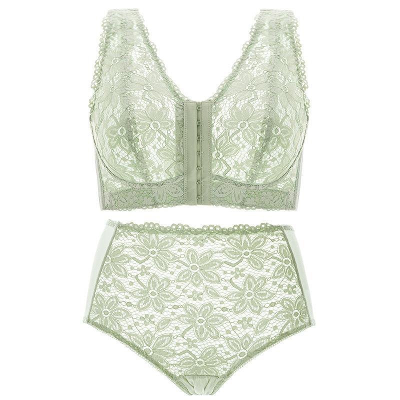 【小さく見せるブラセット】画期的な前後フックデザインはハイライト,前中心が高く設計されたからバストの膨らみを抑えた 【小さく見せるブラセット】画期的な前後フックデザインはハイライト,前中心が高く設計されたからバストの膨らみを抑えた