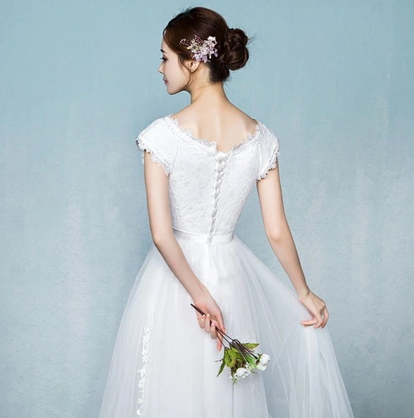 【即納】ウェディングドレス 二次会 花嫁 結婚式 披露宴 ミモレ丈ドレス 刺繍/プリンセスライン 白ワンピース 二次会 花嫁 編み上げタイプ 忘年会 エンパイア 結婚式 演奏会/お嫁さん/発表会/花嫁 【即納】ウェディングドレス 二次会 花嫁 結婚式 披露宴 ミモレ丈ドレス 刺繍/プリンセスライン 白ワンピース 二次会 花嫁 編み上げタイプ 忘年会 エンパイア 結婚式 演奏会/お嫁さん/発表会/花嫁