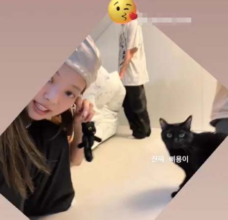 Qoo10] コンフォート [BLACKPINK ジェニー着用]PI