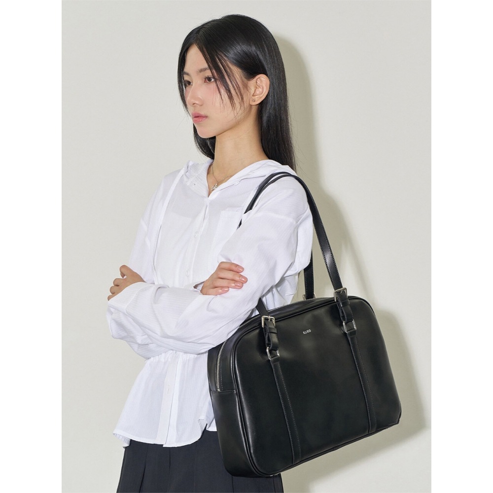 イリゴベーシックスクエアビッグバッグ 2 カラー