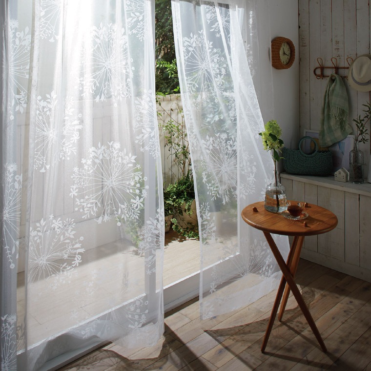 レースカーテン 幅100x丈133cm (2枚組)花柄 フラワー シルエット 植物柄 腰高窓 100x133 日本製 おしゃれ 丸洗い 洗える 既製 リビング 新居 新築 引っ越し 国産 レースカーテン 幅100x丈133cm (2枚組)花柄 フラワー シルエット 植物柄 腰高窓 100x133 日本製 おしゃれ 丸洗い 洗える 既製 リビング 新居 新築 引っ越し 国産