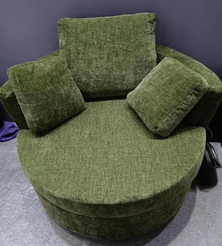 北欧風ソファー回転可能　小さなリビングルーム丸いソファー　バルコニー　モダンライト高級ホテルスタジオラウンドソファチェア