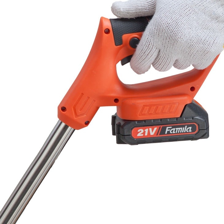 草刈り機 充電式 電動 充電式コードレス4WAY草刈り機 芝生 小枝 草木 雑草 壁際 軽量 ブレード 替え刃 ステンレス チップソー ナイロン刃 ナイロンコードカッター