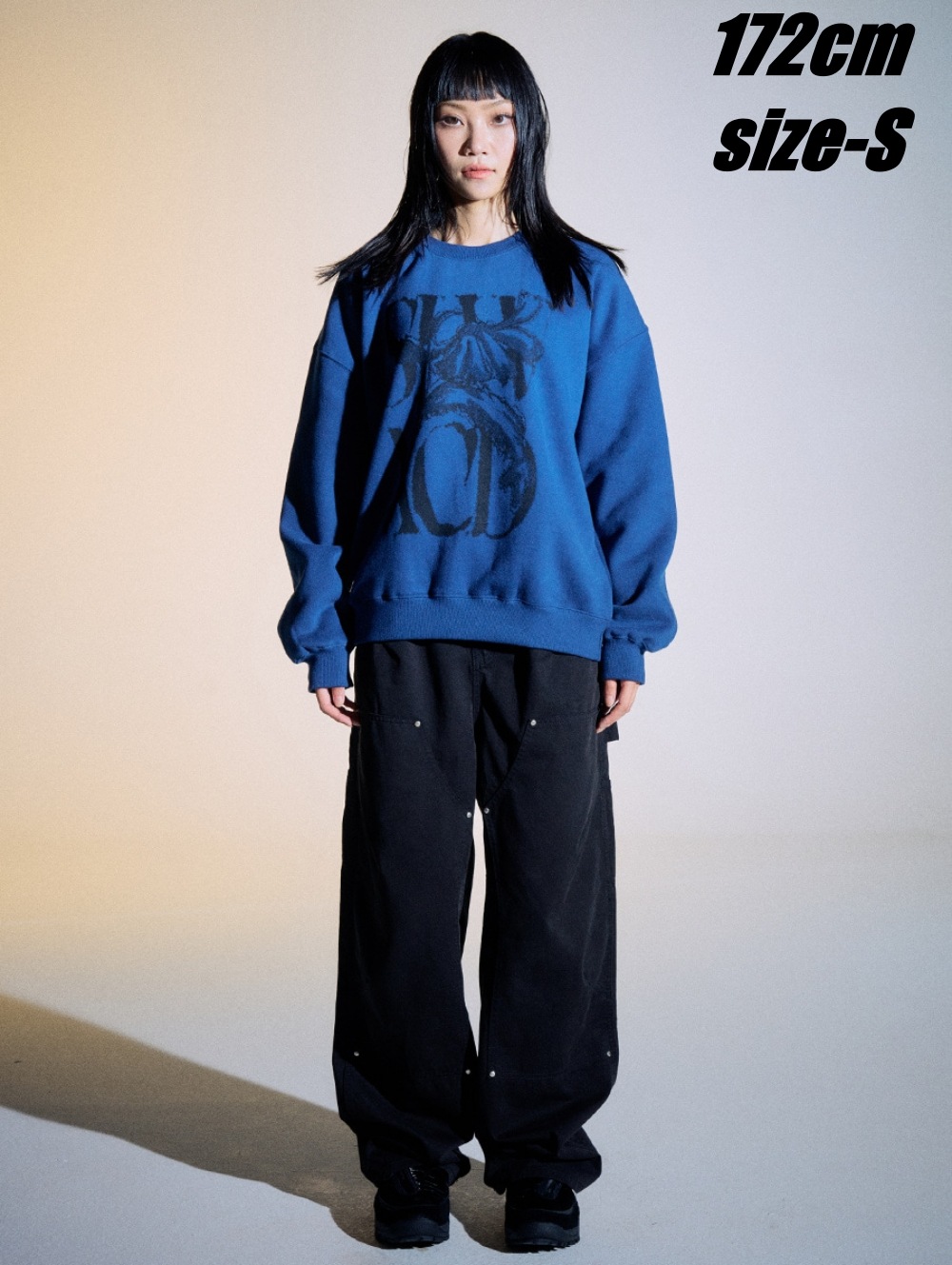 Stray Kids リノ 着用/PEACH SKIN RUSTY LOGO SWEATSHIRTS/ユニ Stray Kids リノ 着用/PEACH SKIN RUSTY LOGO SWEATSHIRTS/ユニ