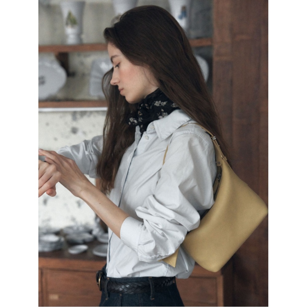 デメリエルヴェネタボリュームバッグバターベージュ デメリエルヴェネタボリュームバッグバターベージュ