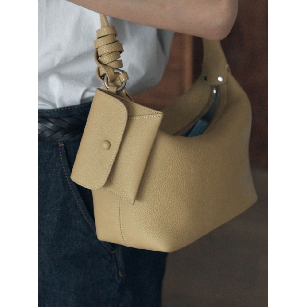 デメリエルヴェネタボリュームバッグバターベージュ デメリエルヴェネタボリュームバッグバターベージュ