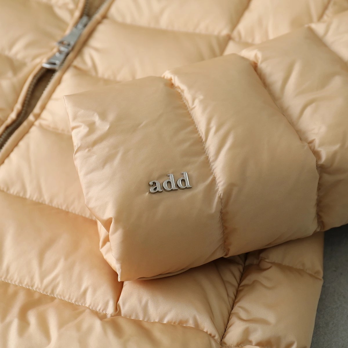 add エーディーディー ダウンコート 6AW002 レディース ナイロン フード付き メタルロゴ スタンドネック ハイネック カラー2色