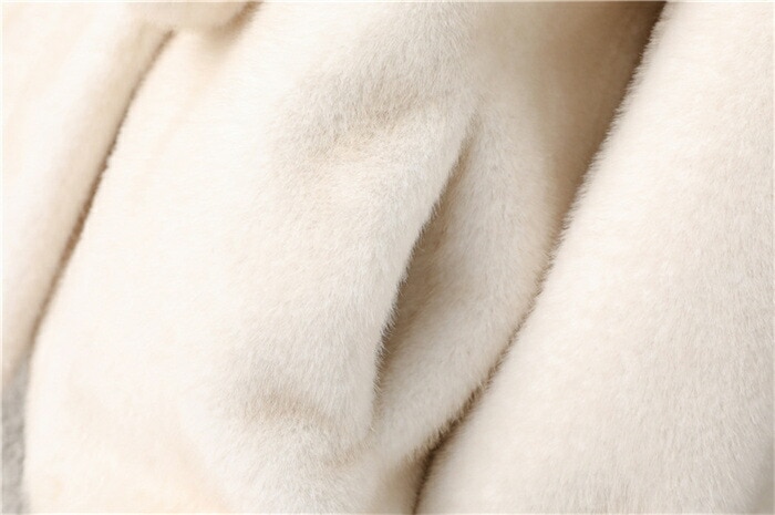 【即納】ファーコート レディース 冬 ブルゾン ジャケット 防寒 アウター フード付き コート ボア ゆったり オーバーサイズ 防寒コート もこもこ 上着 ビッグシルエット 大きいサイズ ふわふわ 暖