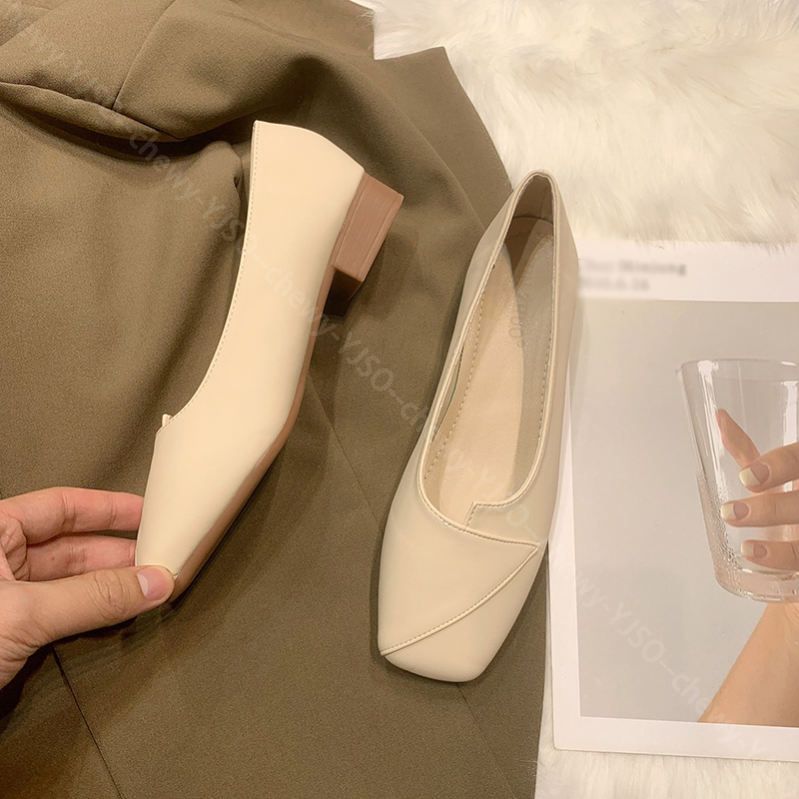 500円OFFクーポン パンプス ローヒール ウェディングシューズ フラットヒール ビジュー キャバ 結婚式 パーティー レディース 靴 痛くない 歩きやすい グリッター キラキラ スクエアトゥ お呼 500円OFFクーポン パンプス ローヒール ウェディングシューズ フラットヒール ビジュー キャバ 結婚式 パーティー レディース 靴 痛くない 歩きやすい グリッター キラキラ スクエアトゥ お呼