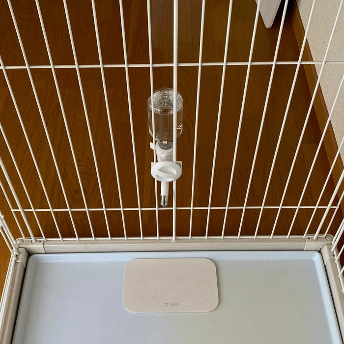 ペット専用 珪藻土 マット スモール 犬 ネコ 水飲み 吸水 トレイ 北海道稚内珪藻土 水切り トレー アスベストなし おしゃれ 小型 中型 猫 いぬ グッズ 給水器 ウォーター スタンド 水