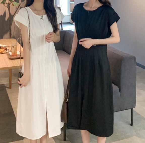 ワンピース　ロングワンピース　ロング　膝丈　マキシ　マキシワンピース　 シャツワンピース　ｔシャツワンピース　フレア　フリル　シフォン　ワイド　オーバーサイズ 韓国 大人可愛い　おしゃれ　カワイイ