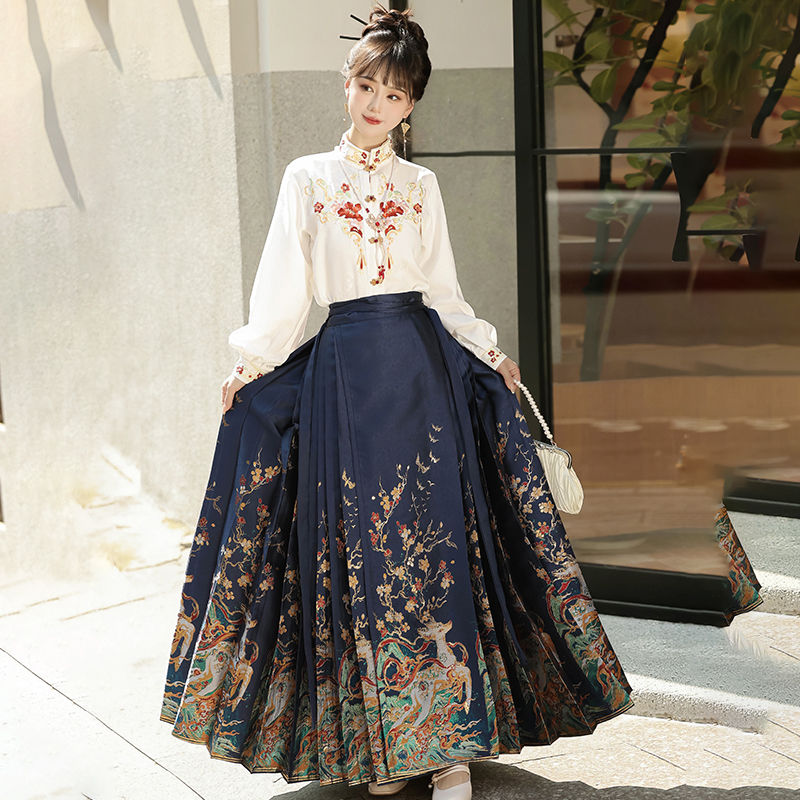 セットアップ 漢服女【鹿の掛け声】明製織金化粧花のスカートセット親友の日常金 セットアップ 漢服女【鹿の掛け声】明製織金化粧花のスカートセット親友の日常金